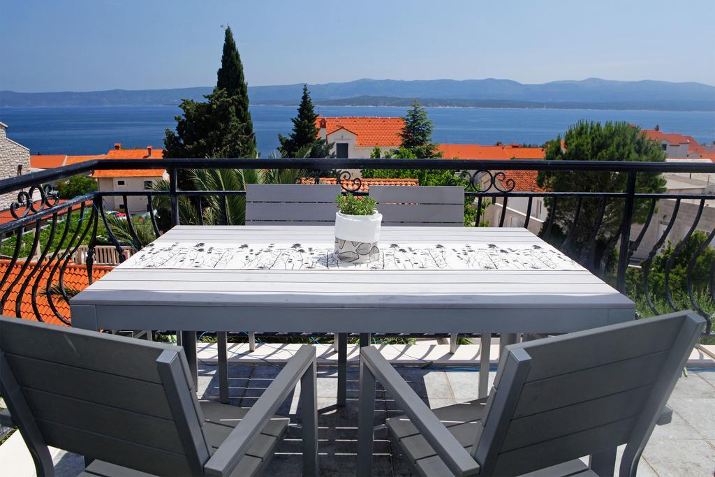 Apartments Diana - New Heated Pool Бол Экстерьер фото