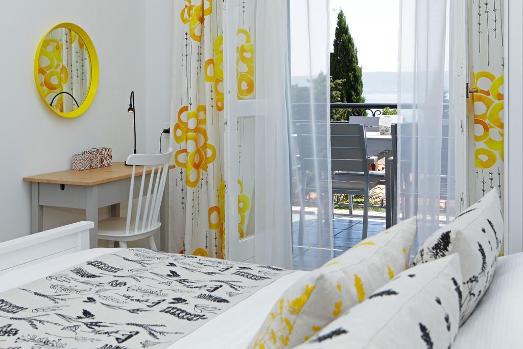 Apartments Diana - New Heated Pool Бол Экстерьер фото
